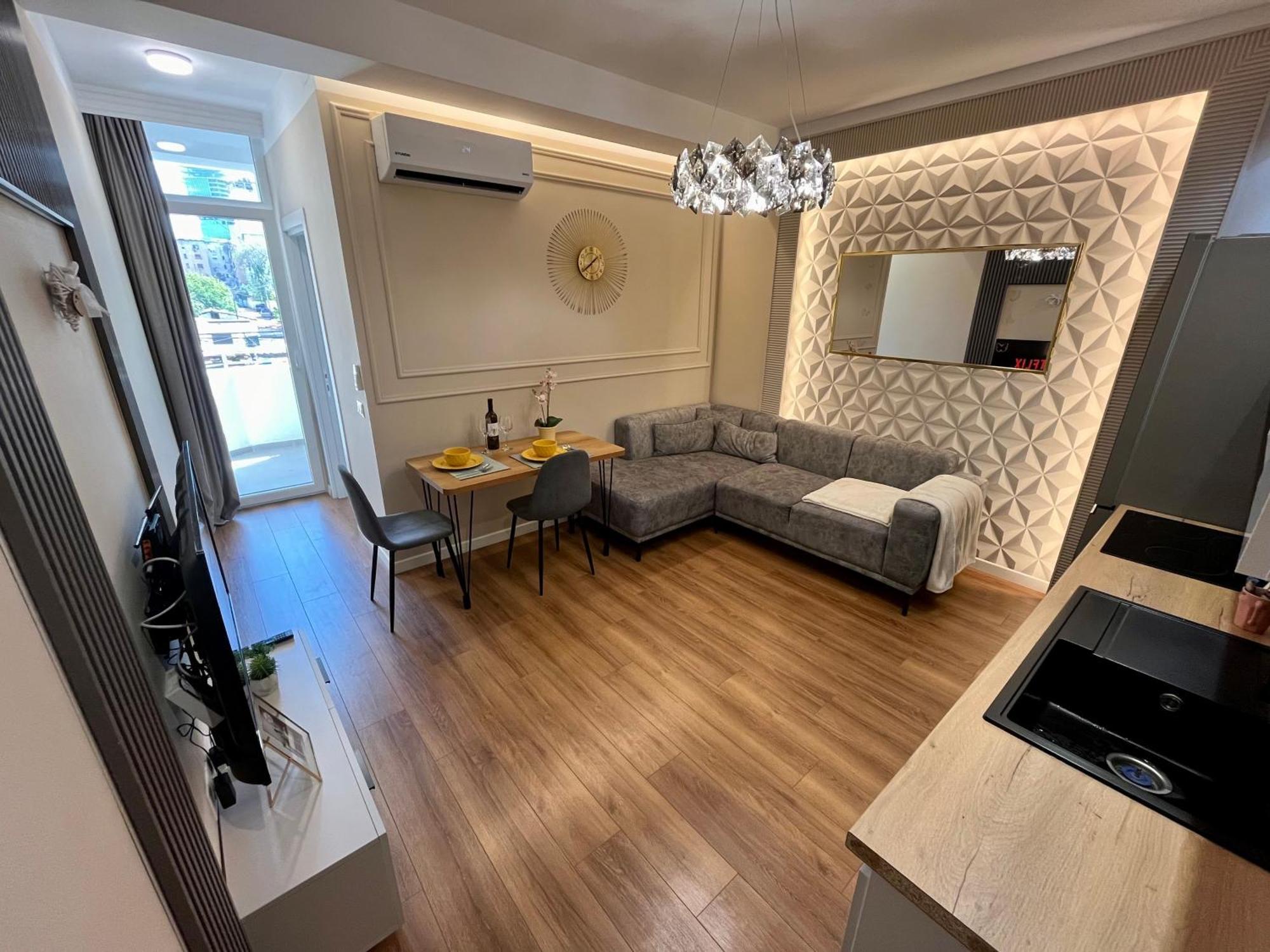City Center Cozy Apartment Тирана Екстериор снимка