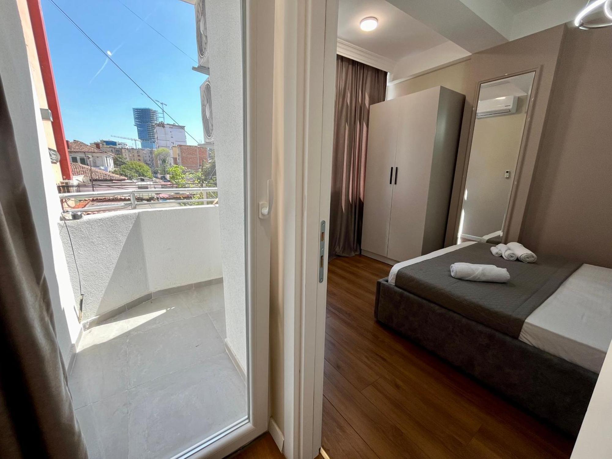 City Center Cozy Apartment Тирана Екстериор снимка
